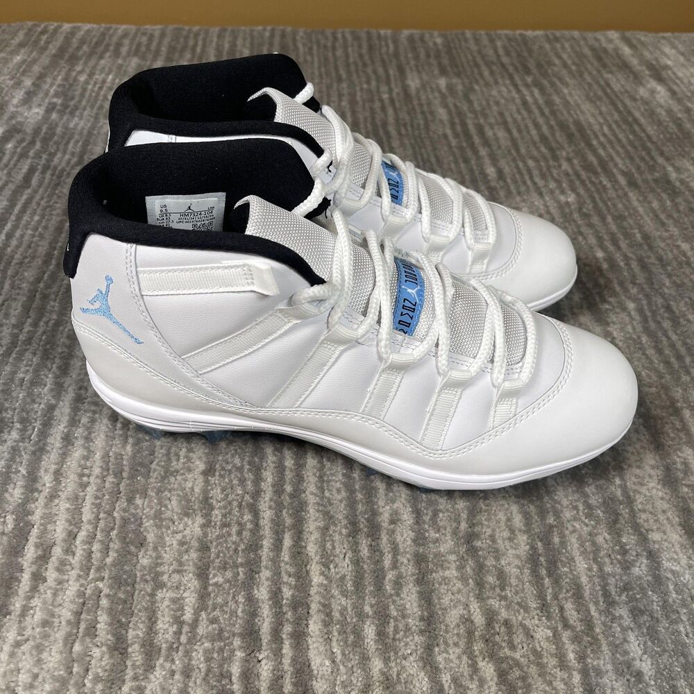 Jordan Air Jordan 11 Cleat Shoes Mens Size 9.5 White Football Cleats HM7324-104